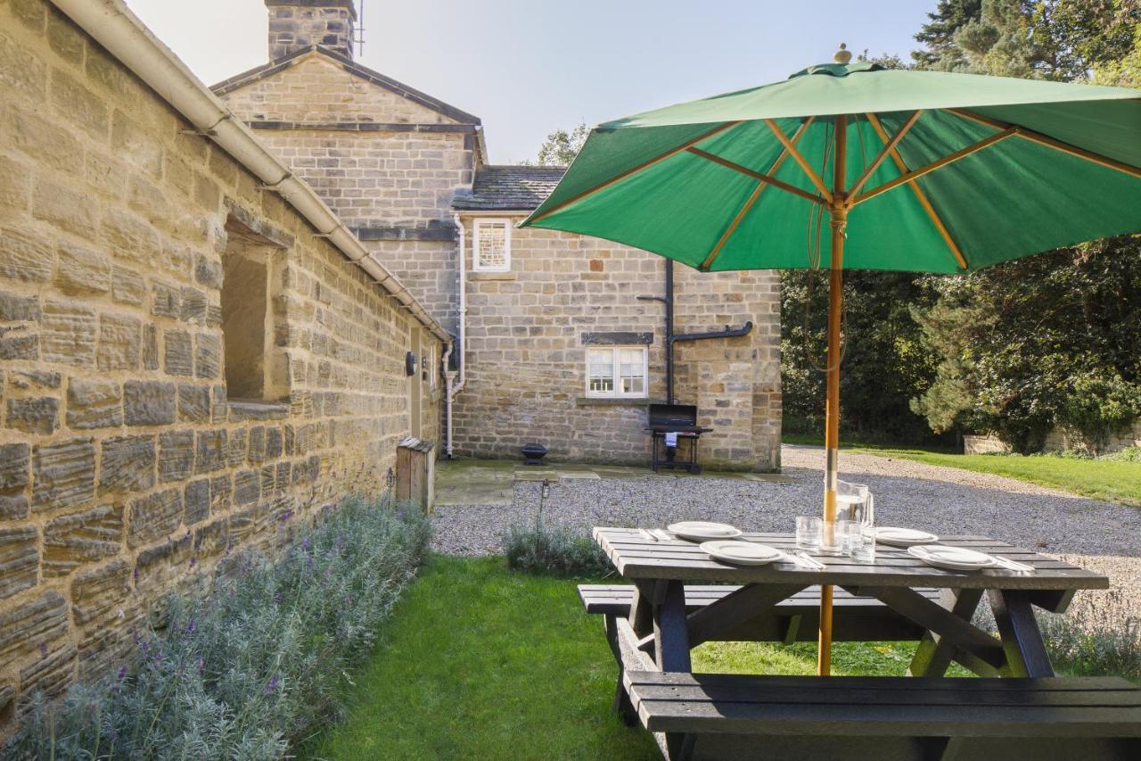 Harewood Estate Cottages エクステリア 写真